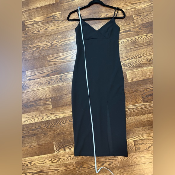 Dynamite v-neck bodycon midi cami dress black size small - Picture 9 of 12